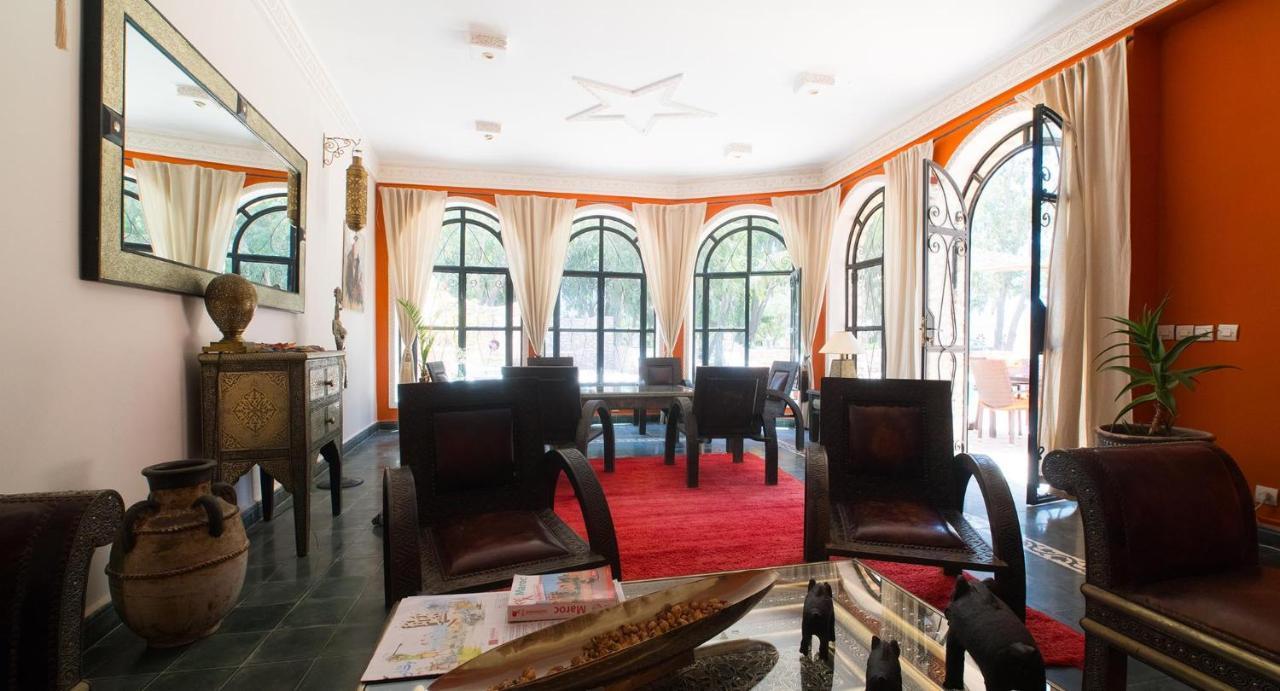 Villa Amaryllis Al Ghar 外观 照片